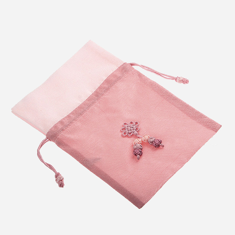 매듭주머니中 [연분홍] - 매듭으로 장식된 심플한 주머니
