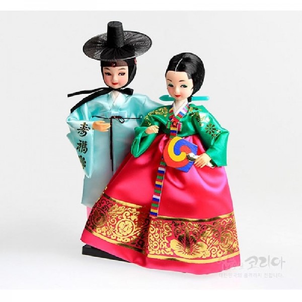 한복인형 中 - 선비와 여인 - 한국의 전통의복을 재현한 한복인형