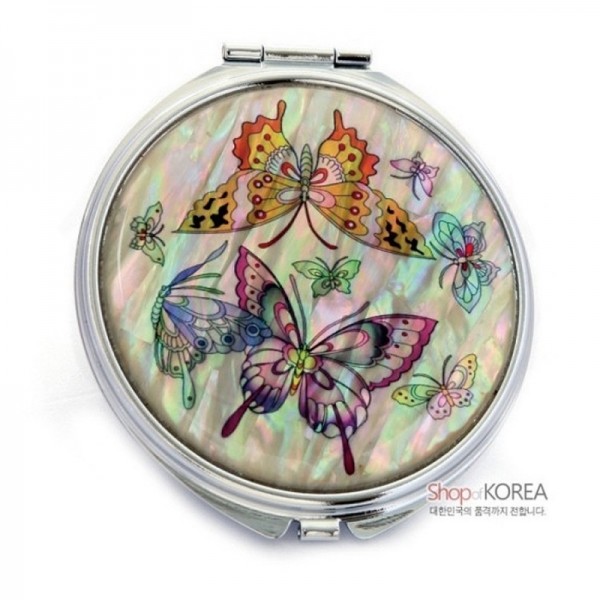 손거울中-색나비 - 자개의 오색빛으로 배경을 만든 제품