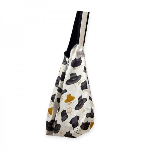 한국의 갓(모자)  큰가방 - 한국을 상징하는 디자인으로, 크고 가벼운 가방으로 실용적인 문화상품입니다.